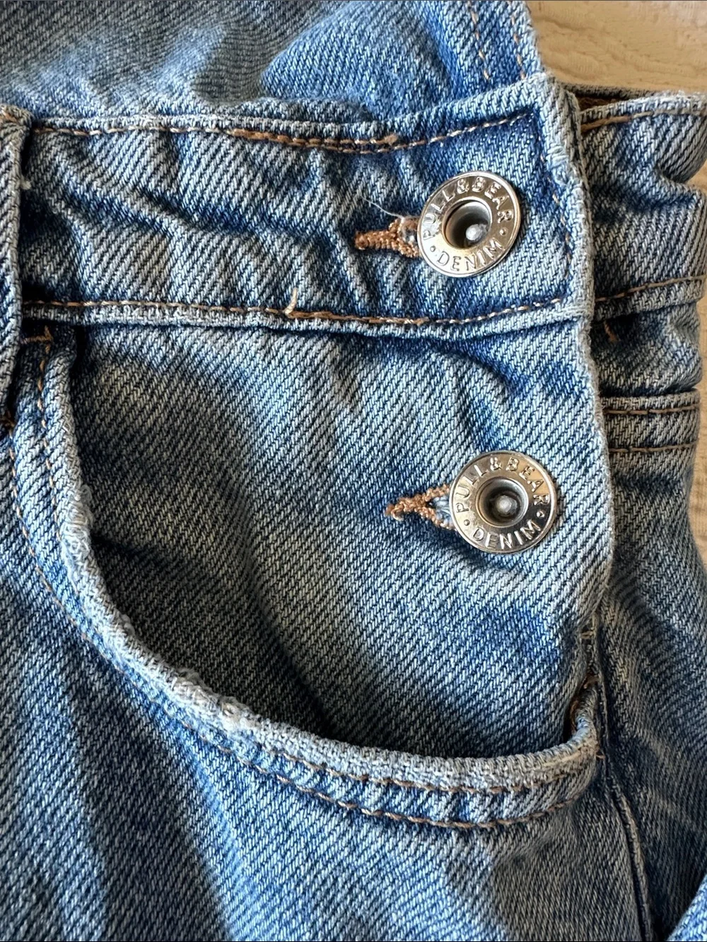 Pull&Bear Classic Denim Bib Overalls “Dungarees”- Medium Wash, Size Small, EUC - Picture 10 of 11